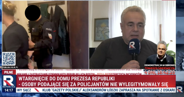 Policja w mieszkaniu