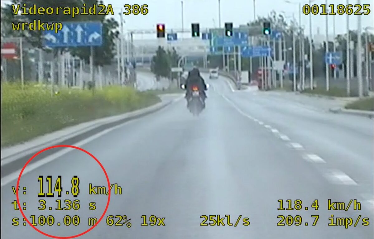 Motocyklista przekroczył prędkość o 64 km/h na Dolnym Śląsku - Paragraf