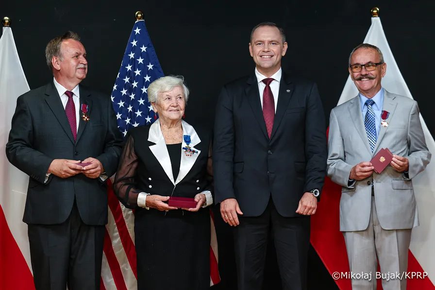USA: Odznaczenia dla zasłużonych działaczy polonijnych - Paragraf