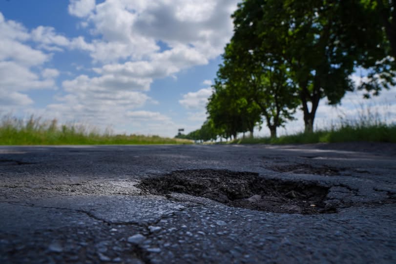 Droga nr 1077D w powiecie górowskim zamknięta na pół roku - Paragraf