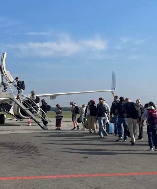 Wywołali fałszywe alarmy na lotniskach w Poznaniu i Wrocławiu - Paragraf