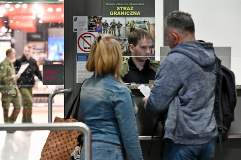 SG zatrzymała poszukiwanego na lotnisku w Pyrzowicach - Paragraf