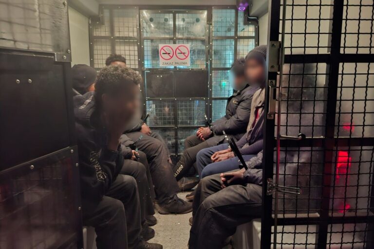 SG zatrzymała 16 Somalijczyków pod Sejnami - Paragraf