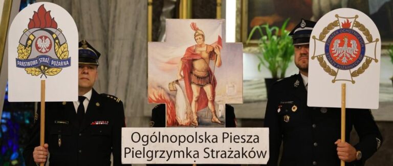 Strażacy z Warszawy ruszyli w pielgrzymkę do Częstochowy - Paragraf