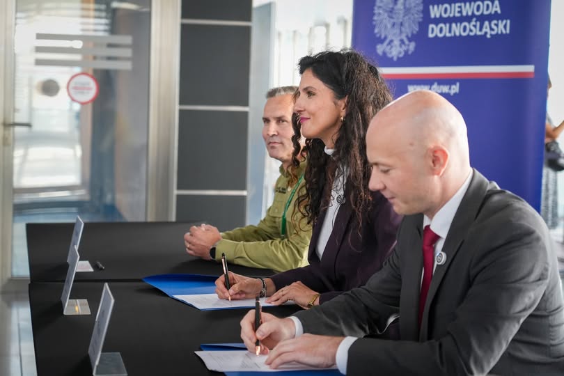 Lotnisko we Wrocławiu dostanie 8,4 mln zł na bramki ABC - Paragraf