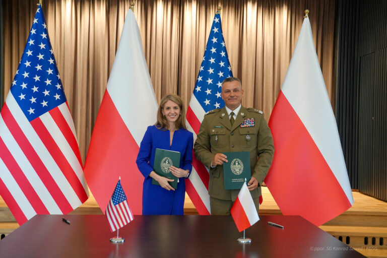 USA przekazały Straży Granicznej sprzęt za 2,1 mln USD - Paragraf