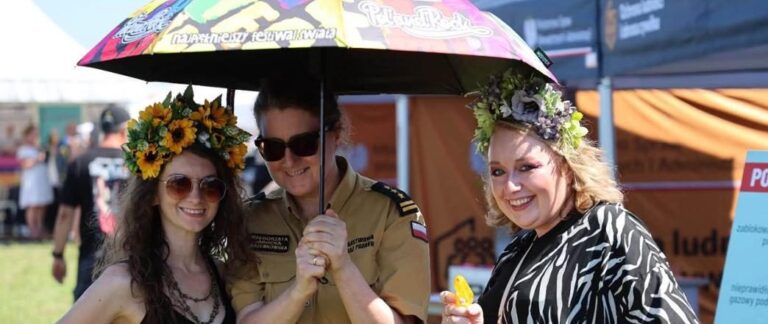 PSP Toruń uczyła ratowania życia na PolandRock Festival - Paragraf