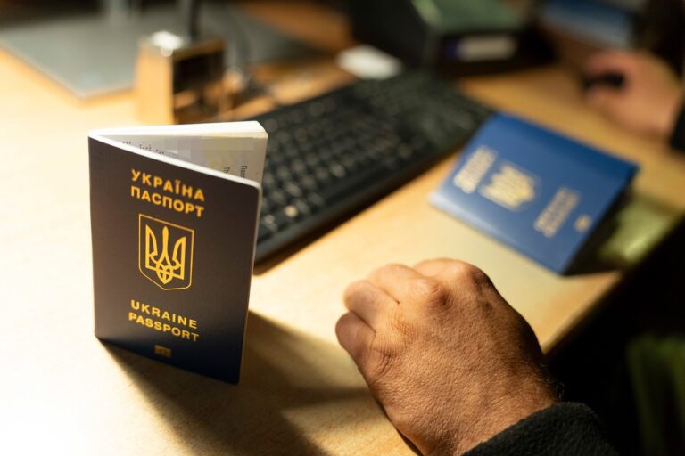 SG w Korczowej zatrzymała kobietę z fałszywym prawem jazdy - Paragraf