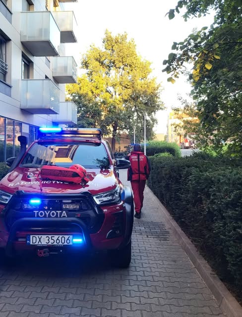 Służby szukały osoby w Odrze pod mostem Dmowskiego - Paragraf