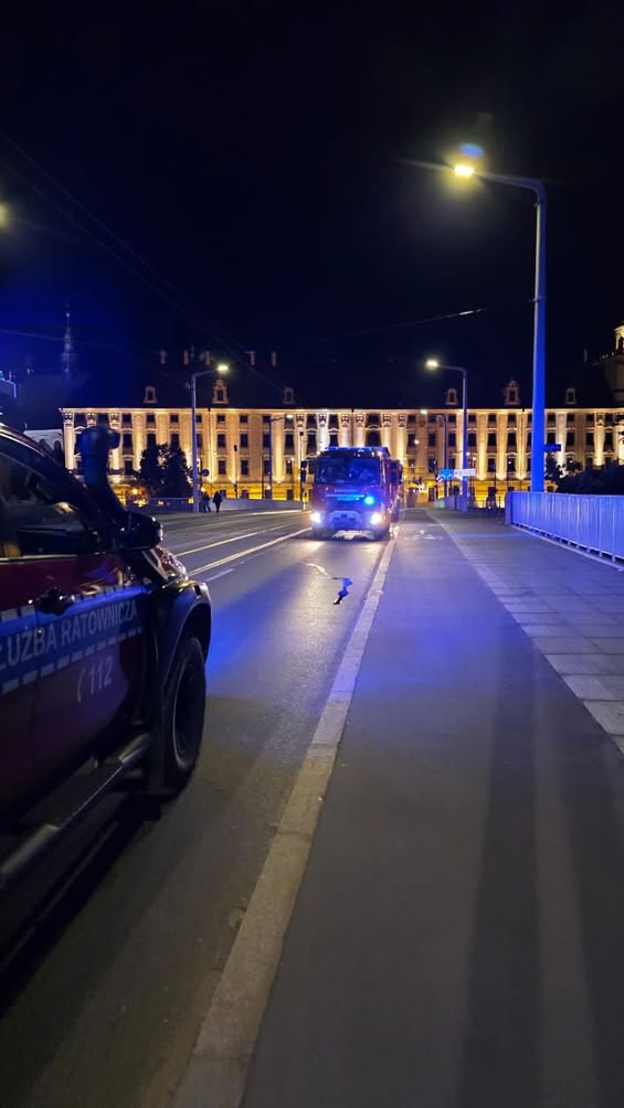 Kobieta nie skoczyła z Mostu Uniwersyteckiego we Wrocławiu - Paragraf