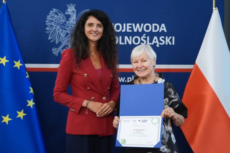 Ponad 1,5 mln zł na aktywizację seniorów na Dolnym Śląsku - Paragraf