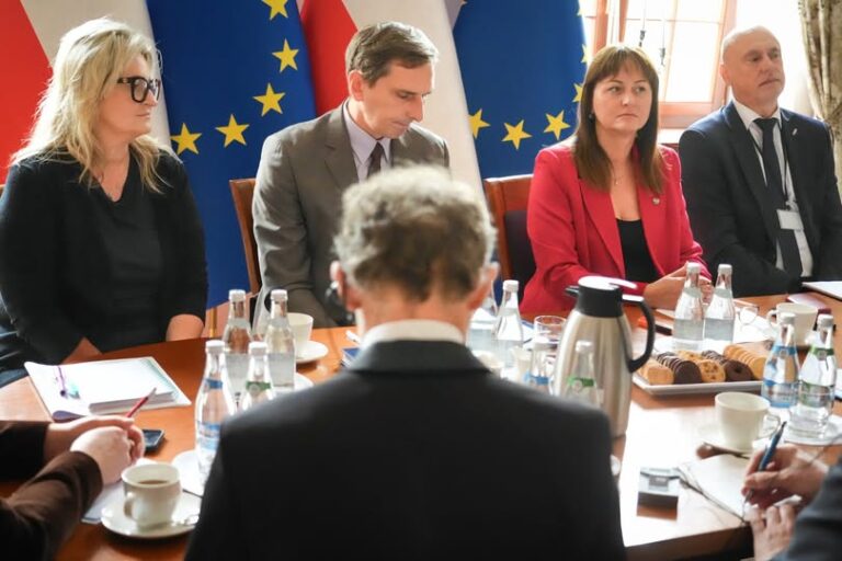 Dolny Śląsk i Saksonia walczą z suszą w rolnictwie - Paragraf