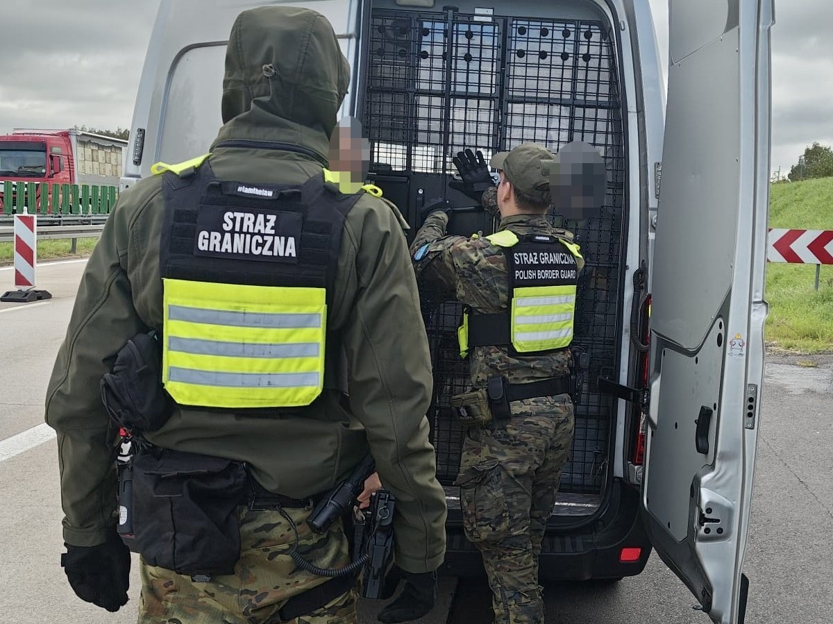 SG zawróciła 19 cudzoziemców w jeden weekend - Paragraf