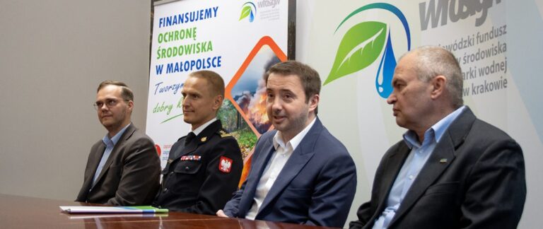 1,86 mln zł na nowe wozy dla 5 jednostek OSP w Małopolsce - Paragraf