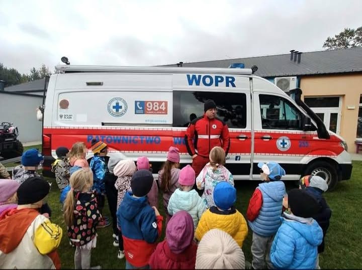 WOPR uczył dzieci bezpieczeństwa nad wodą w Gajkowie - Paragraf