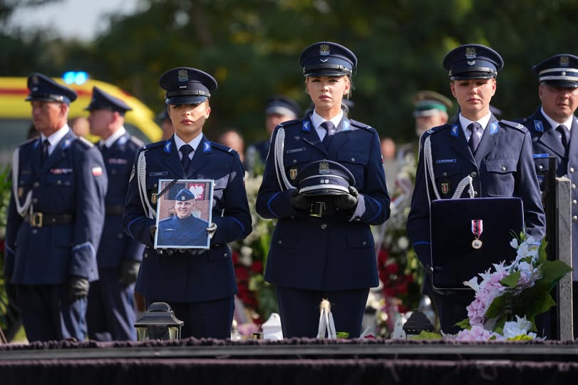 Policja pożegnała podkom. Natana Sieronia - Paragraf